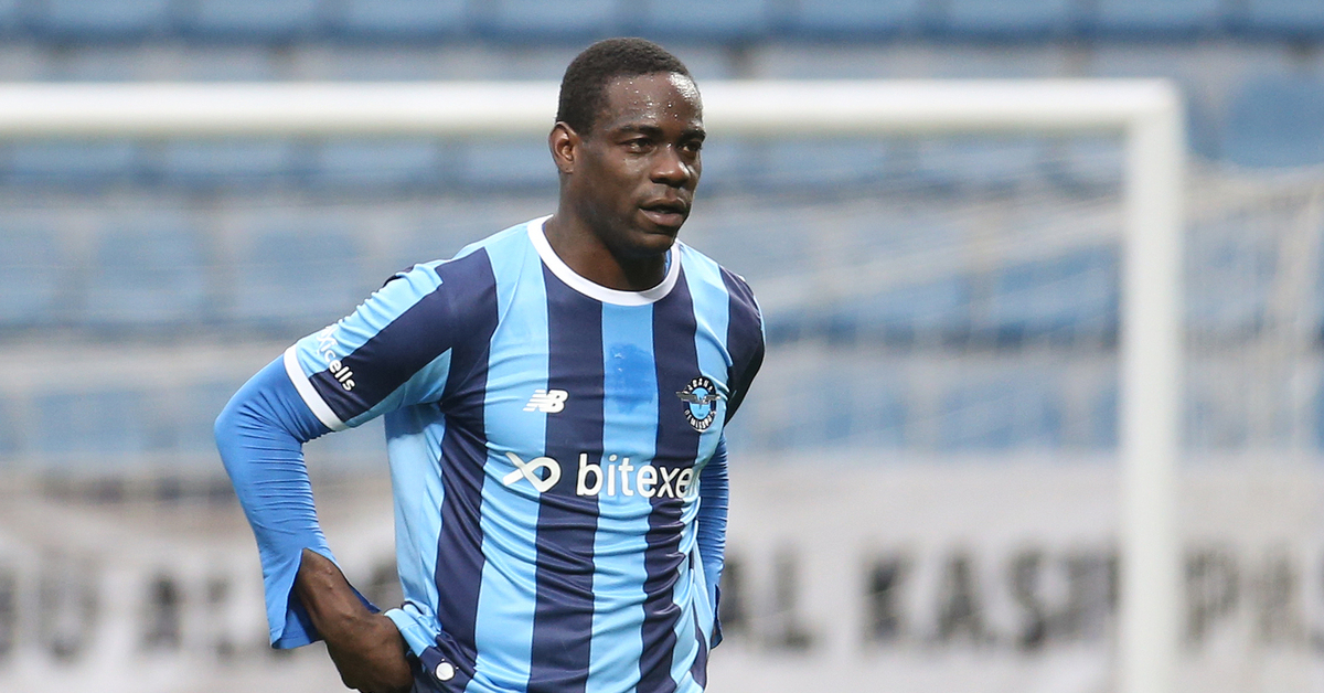 Mario Balotelli, kariyerine İspanya’da devam edebilir