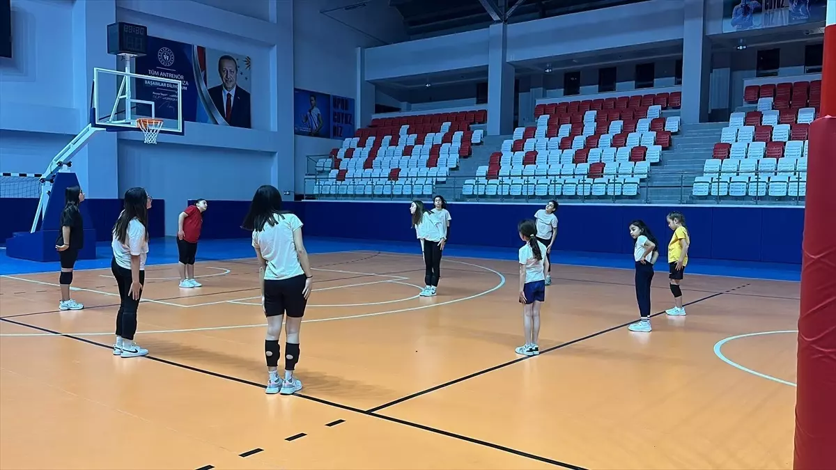 Çubuk’ta Engelsiz Voleybol Kursu Başladı