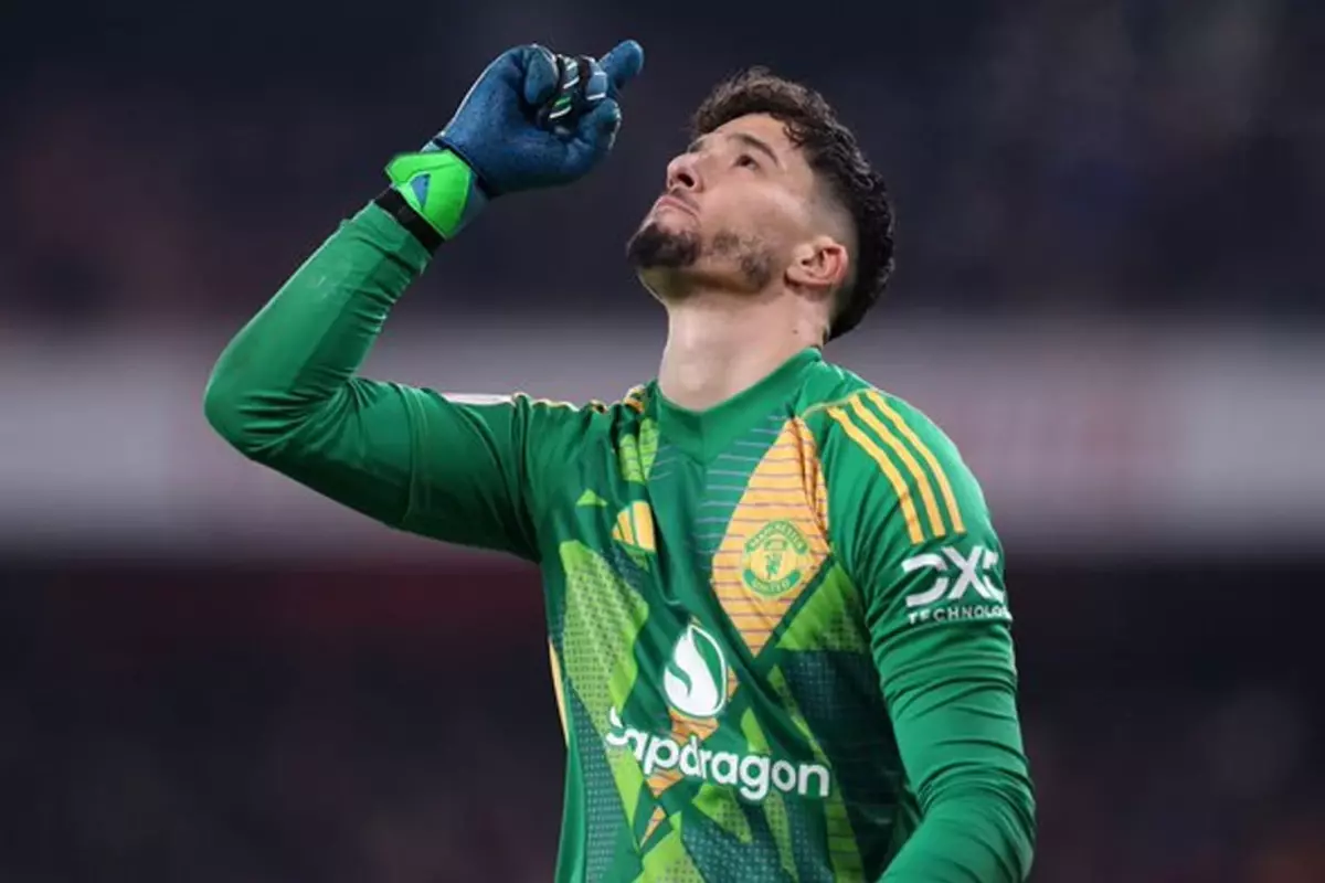 Bütün ülke Arsenal’i tek başına eleyen Altay Bayındır’ı konuşuyor