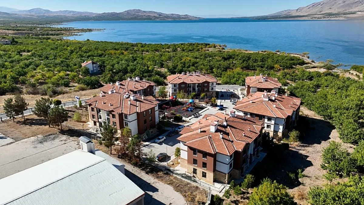 Bakan Kurum, ilçeden görüntüleri paylaştı: “TOKİ ile MalatyaKale’de kale gibi konutlar yaptık”