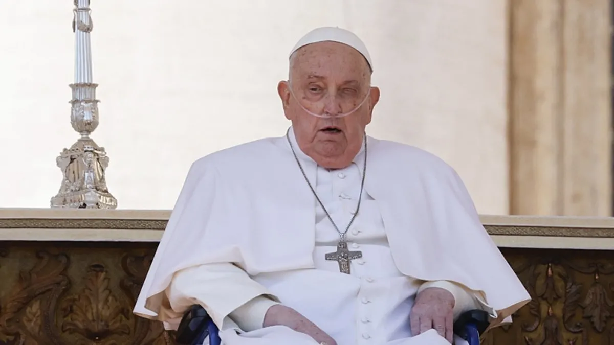 Vatikan’da Papa’dan sürpriz çıkış: Hastalığının ardından ilk kez görüldü